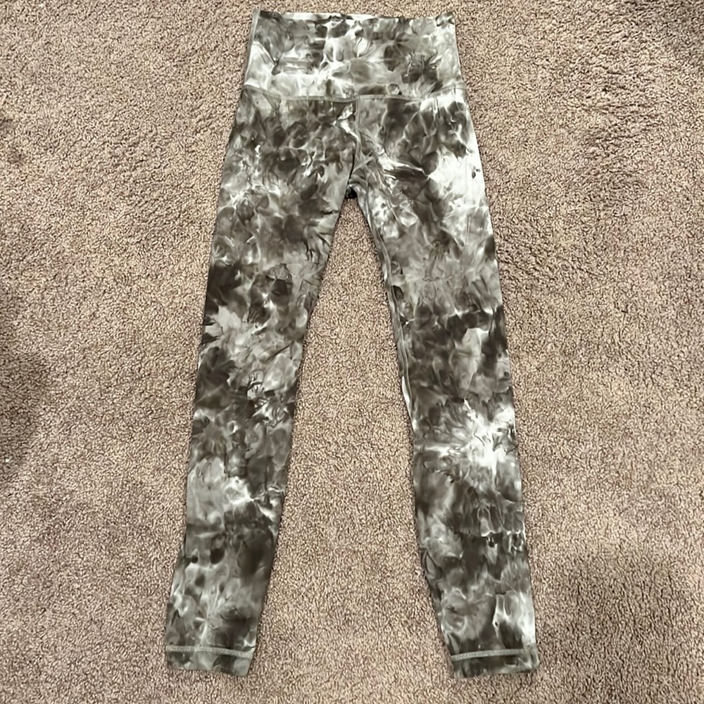 LULULEMON TIE DYE LEGGINGS